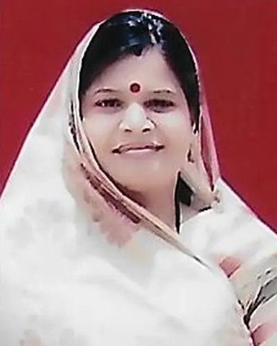Dr Rashmi Arya